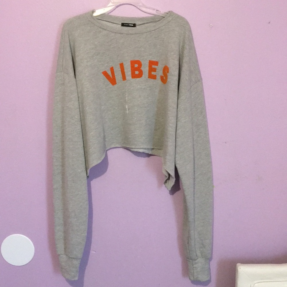 Fashion nova oversized cropped long sleeve shirt